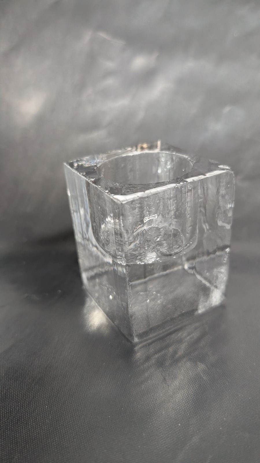 Eisglas aus klarem Eis